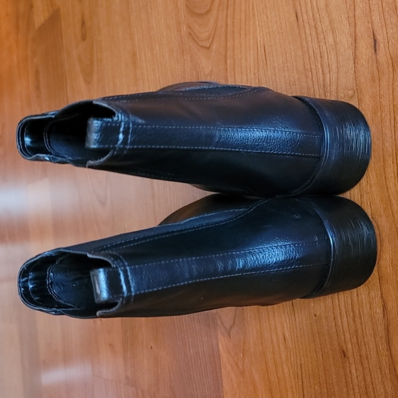 REACTION KENNETH COLE Salt Leather Chelsea Boot Size 8.5 - Picture 10 of 10